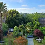 Traiteur Les Ormes, The Originals Relais 호텔 바르네빌카테레