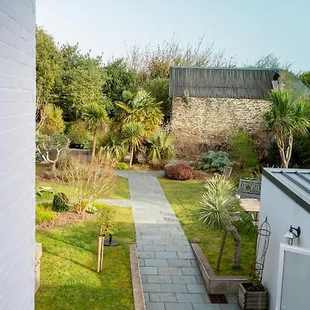 Traiteur Les Ormes, The Originals Relais فندق بارنفيل-كارتريت