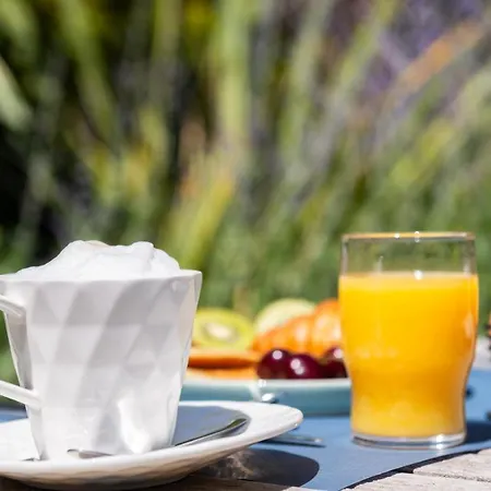 Traiteur Les Ormes, The Originals Relais بارنفيل-كارتريت