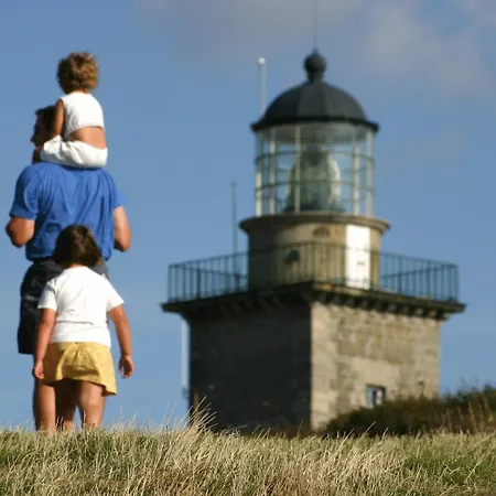 فندق Traiteur Les Ormes, The Originals Relais بارنفيل-كارتريت