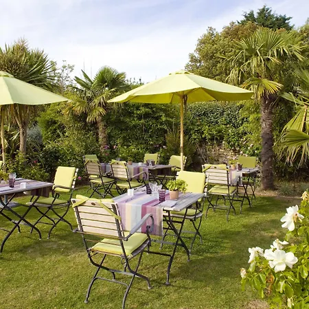 Traiteur Les Ormes, The Originals Relais Hotel 3*