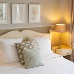 Otel Traiteur Les Ormes, The Originals Relais 3*