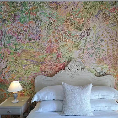 Traiteur Les Ormes, The Originals Relais Hotel 3*