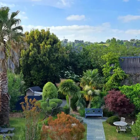 Traiteur Les Ormes, The Originals Relais Hotel Barneville-Carteret