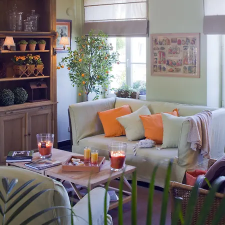 Отель Traiteur Les Ormes, The Originals Relais 3*