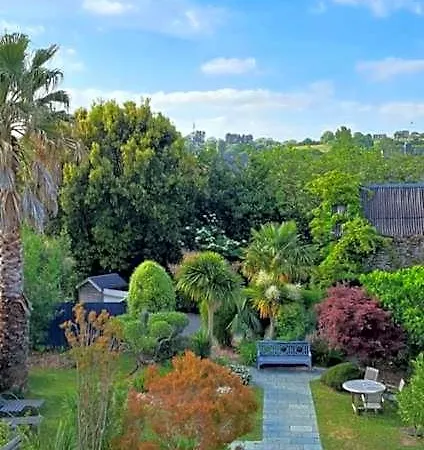 Traiteur Les Ormes, The Originals Relais فندق بارنفيل-كارتريت