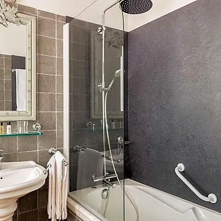 Traiteur Les Ormes, The Originals Relais 3* بارنفيل-كارتريت