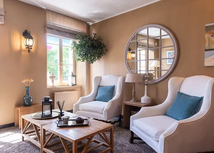 Traiteur Les Ormes, The Originals Relais Hotel 3*