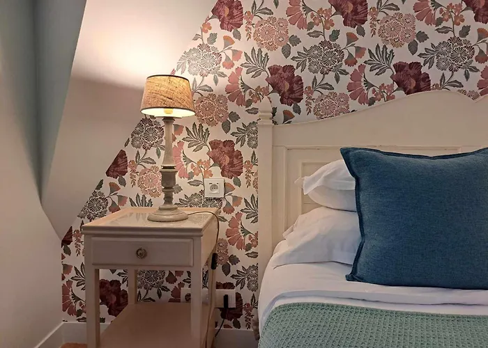 Hotel Traiteur Les Ormes, The Originals Relais 3*