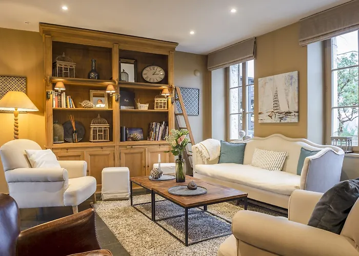 Traiteur Les Ormes, The Originals Relais 호텔